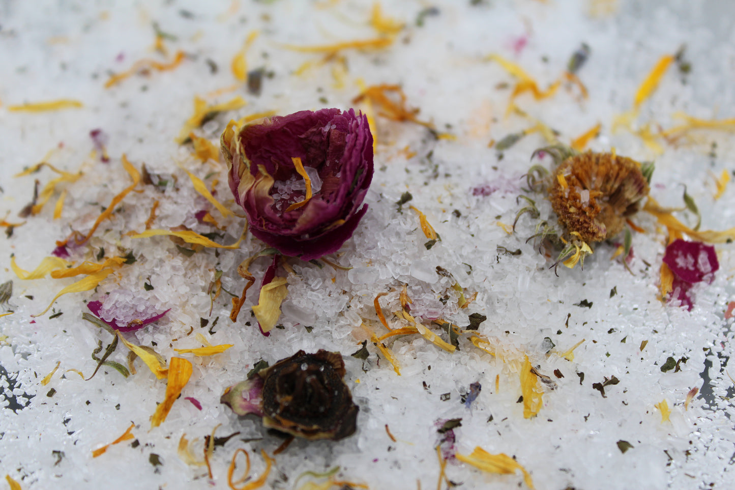 Golden Bloom Bath Salts